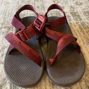 Chaco’s Mens Size 10 Sandals